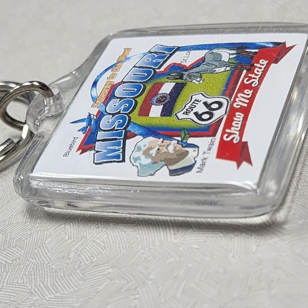 Vintage Route 66 Missouri Show Me State Square Lucite Keychain Ring Collectible